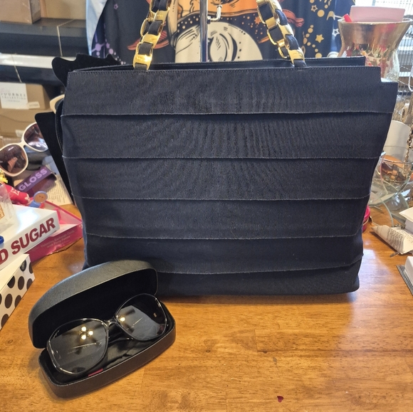 FERRAGAMO BUNDLE - Picture 2 of 16